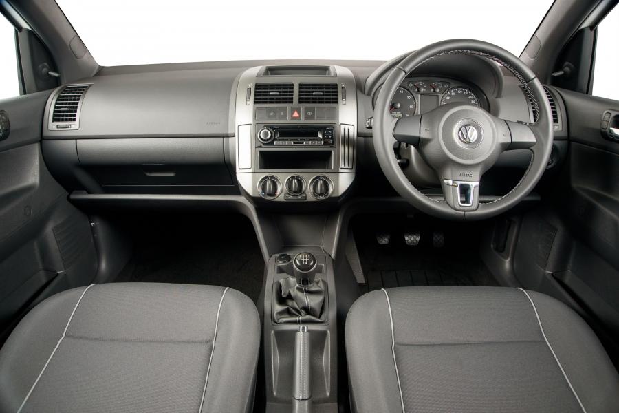  Volkswagen Polo Vivo Eclipse 2015 года  (фото 5 из 5)